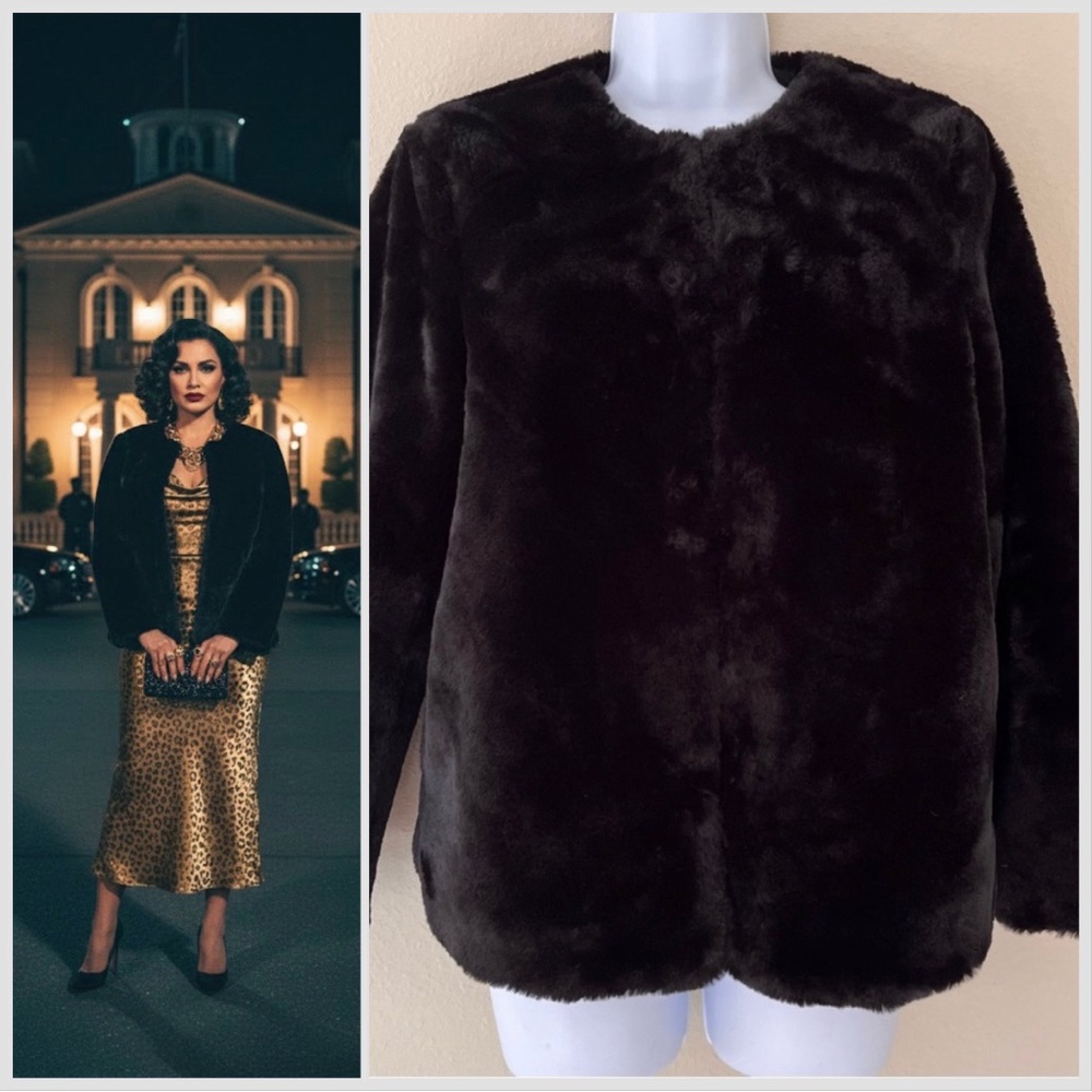 Sfera Basic Faux Fur‎ Coat Size Medium Black Mob Wife Retro Pockets Evening